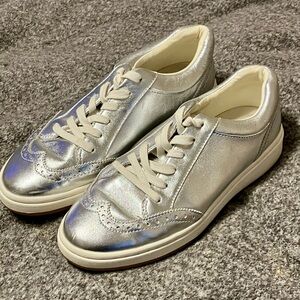Hailey Metallic Leather Wingtip Trainer Size 8 NEVER WORN